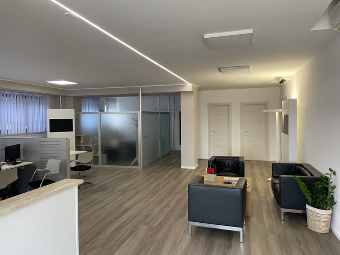 dealer showroom